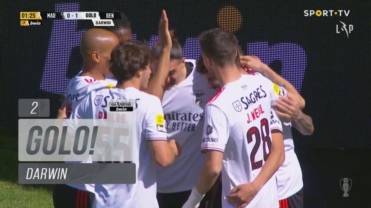 Benfica Secures Narrow Victory Over Marítimo in Liga Portugal 🥅