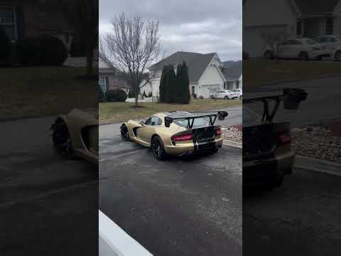 Metallic Gold 2017 Dodge Viper GTC ACR Extreme