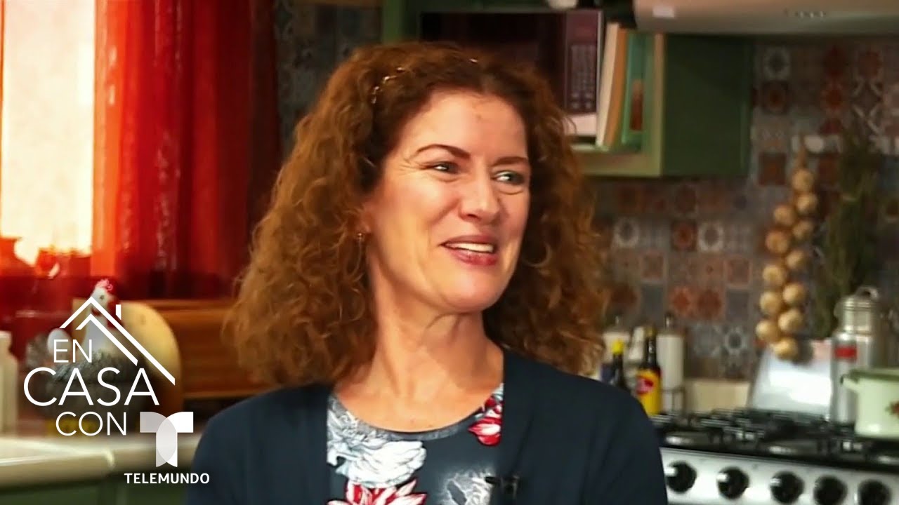 Lisa Owen como Margarita en 'Parientes a la Fuerza' 🎭