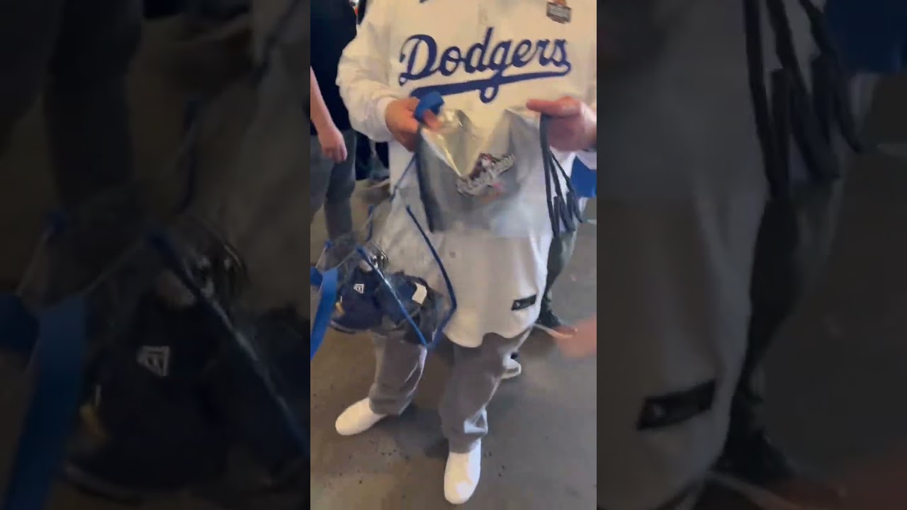 Score Big! Free Giveaways at Dodger Stadium for World Series Game 3 ⚾️