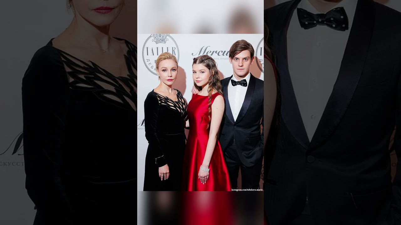 Дочь Олега Табакова и Марины Зудиной 🌟