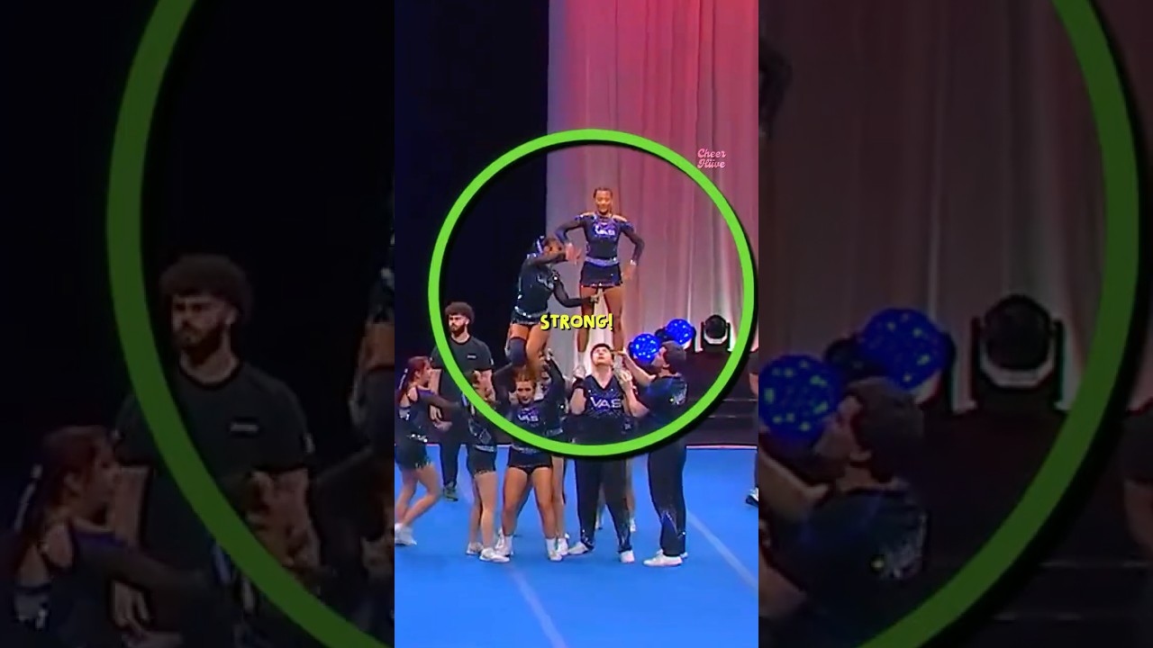 Strong Cheerleaders! 💪 #Cheerleading