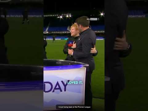 Ruben Amorim wasn’t happy with sky sports allowing ed sheeran disturb his interview #manutd