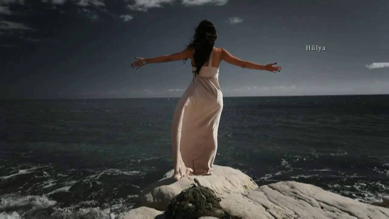 Rod Stewart - Sailing 🎶