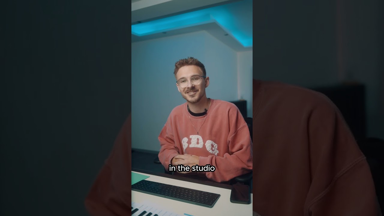 Billie Eilish's Vocal Recording Chain | Thomann