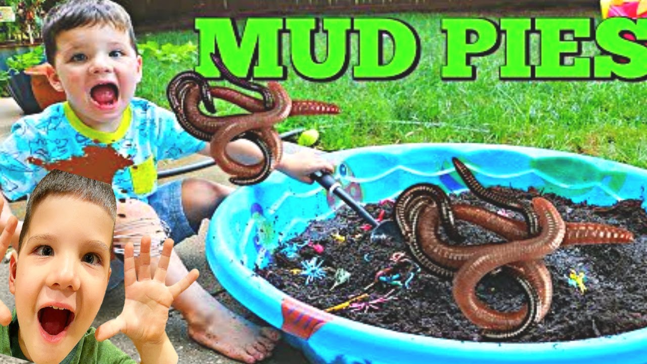 Making Mud Pies with Caleb & Family! Fun Outdoor Play & Bug Hunts 🥄