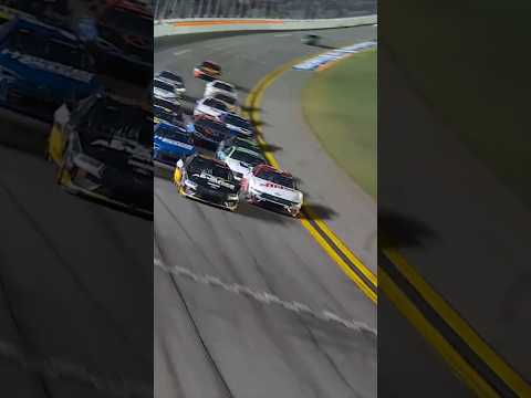 EPIC finish at Daytona 🤯