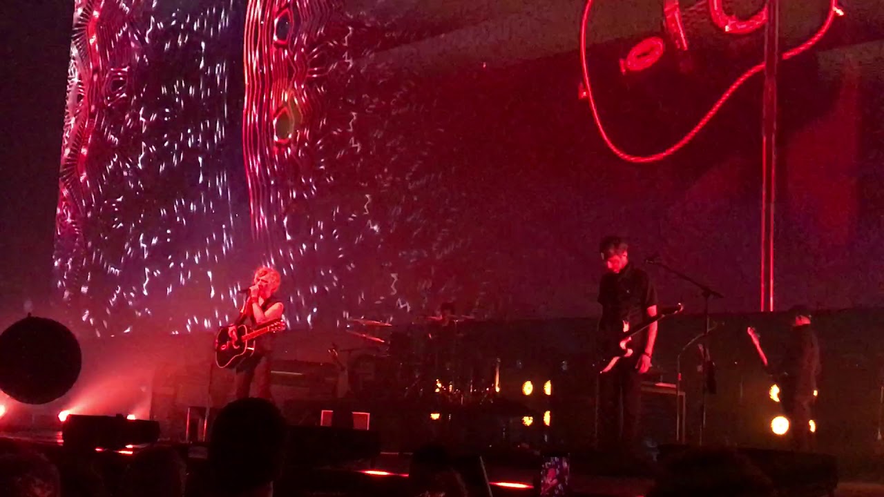 Karma Girls Live at Lille Pierre Mauroy 🎶