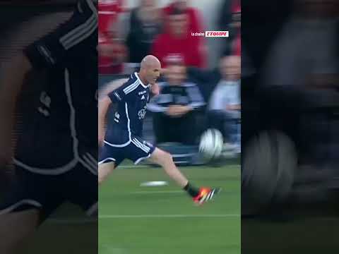 OH ZIDANE 😍😍😍 #football #shorts #skills #legend #zidane #france