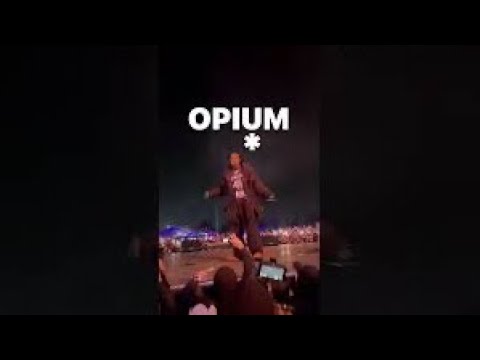 Playboi Carti Performs at Rolling Loud LA 🎤