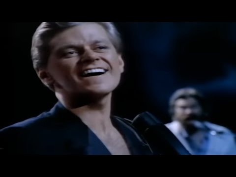 Chicago - Hard To Say I'm Sorry (Official Music Video)