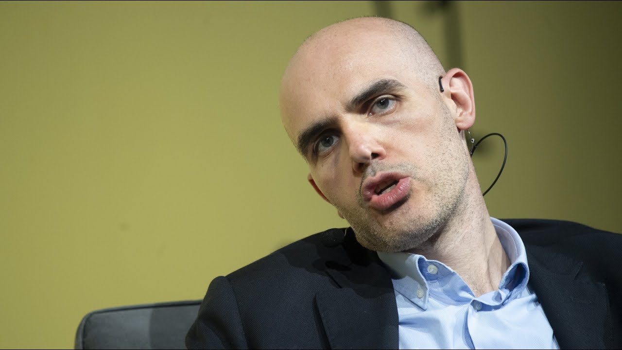 Dario Fabbri presenta 'Mondo a Pezzi' all'Endorfine 2025: Analisi su Trump, Dazi e Conflitti Globali 🌍