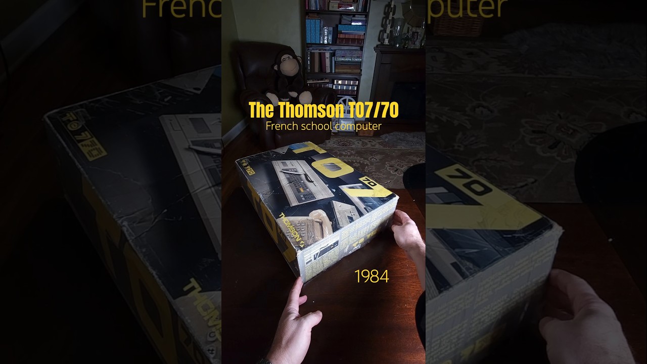 Unboxing a Rare 1984 Thomson TO7/70 Vintage French Computer 🇫🇷