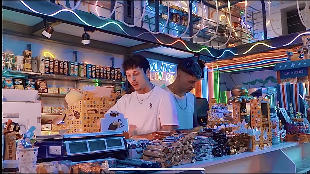 AYAX Y PROK - TOBLERONE  (VIDEOCLIP)  #JUGLARDELSIGLOXXI