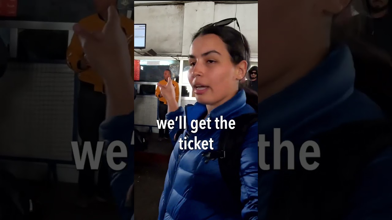 Ultimate Guide to Traveling in Tunisia πΉπ³: Using Louages for Easy Public Transit