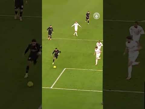 Omar Marmoush scores an unstoppable volley for Man City against Swansea in the EFL Carabao Cup! ⚽🔥