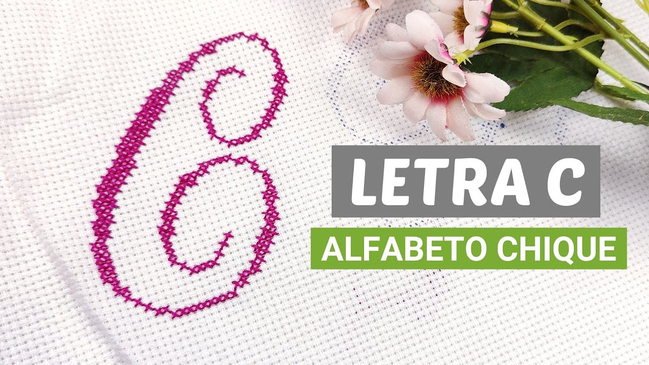 Alfabeto Chique: Letra C Maiúscula em Ponto Cruz ✨