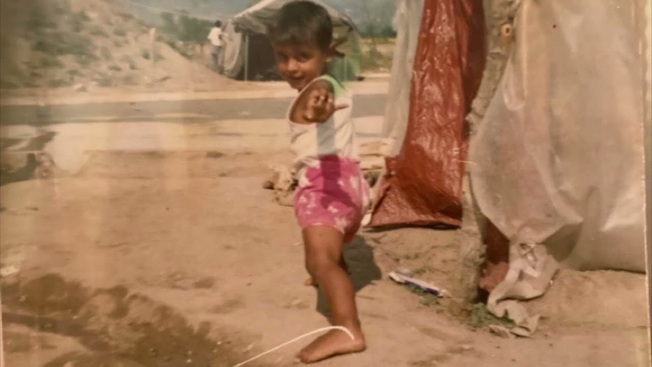 Brat - Elle et Dans Mon Monde (Official Video) 🎶