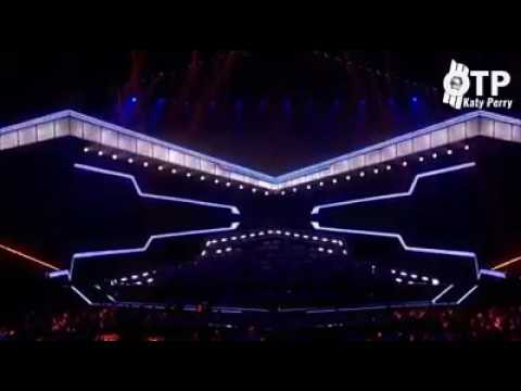 Katy Perry Performs 'Chained to the Rhythm' at Brit Awards 2017 🎤