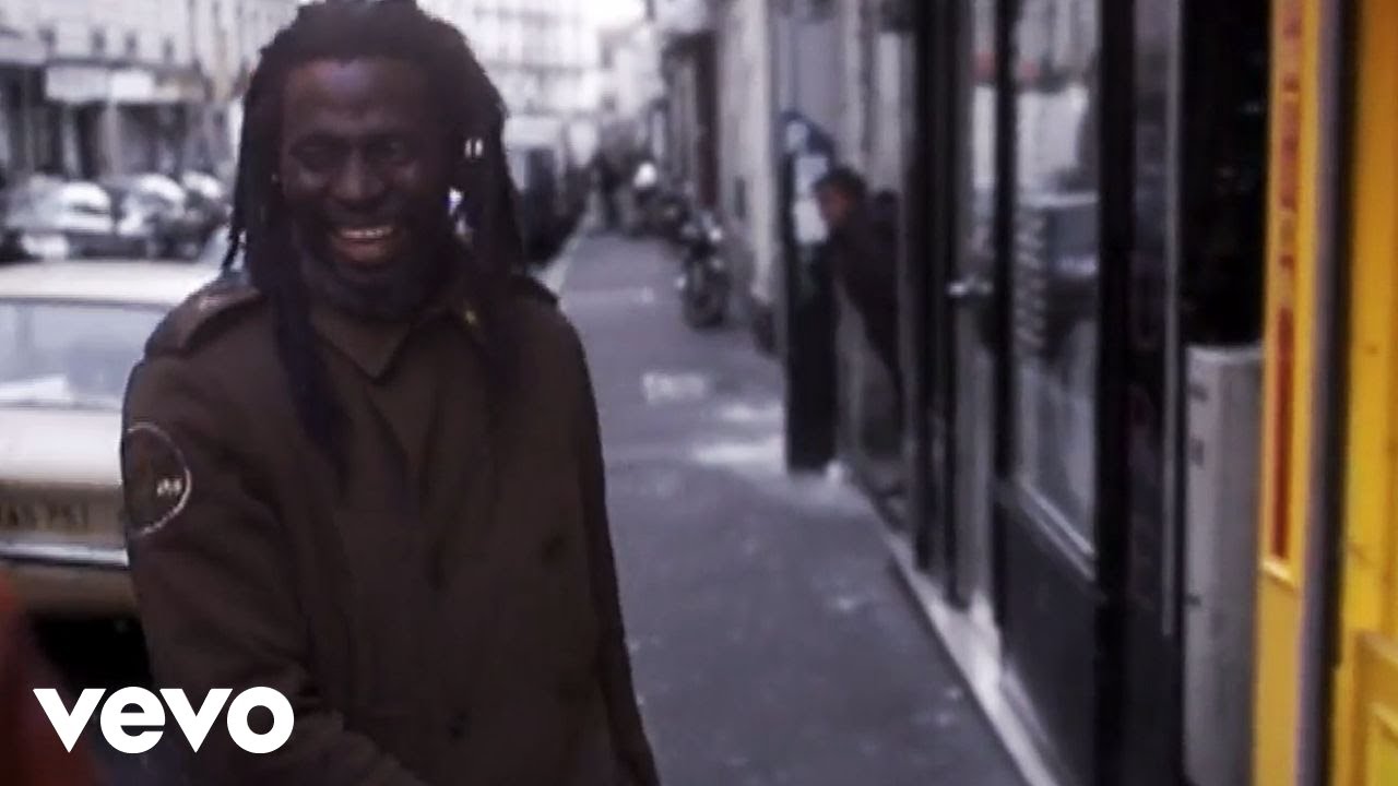 Tiken Jah Fakoly - Africain à Paris 🎶
