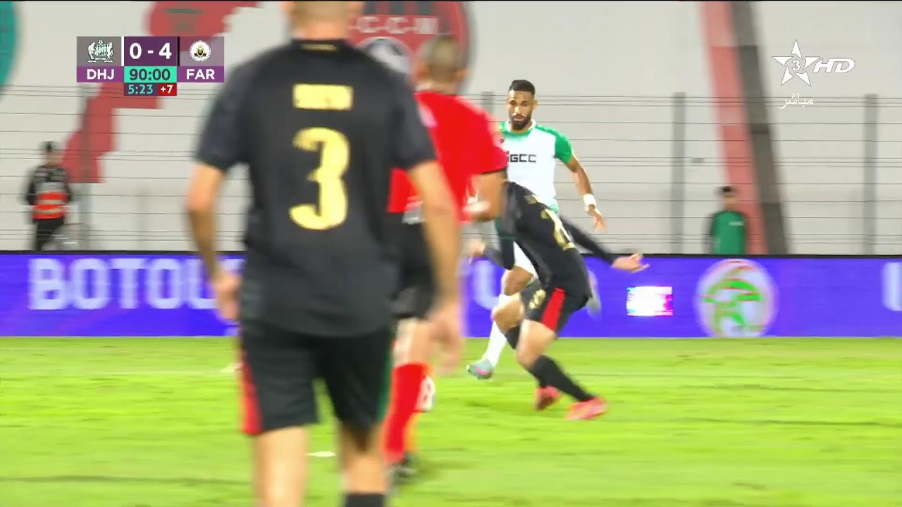 مشاهدة مباشرة: الدفاع الحسني الجديدي ضد الجيش الملكي | مباريات البطولة الإحترافية 2025-2026 ⚽