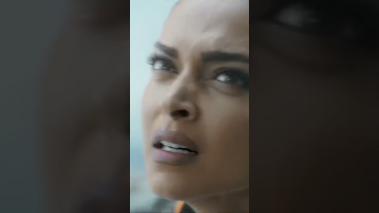 SRK & Tom Cruise's Exciting Collaboration in Pathaan 🎬