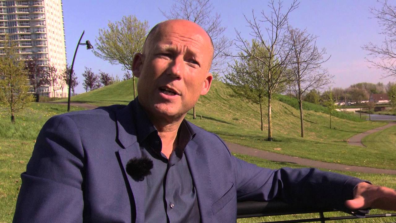 Ontdek Wonen in Rijnmond: Gemeente Nissewaard met Wethouder Mijnans 🏡