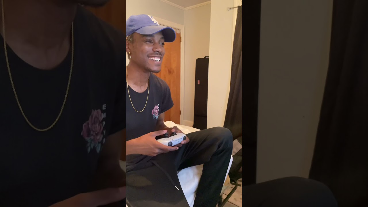 What Happens When You Make a Bad Choice in a Choice-Based Game? π€