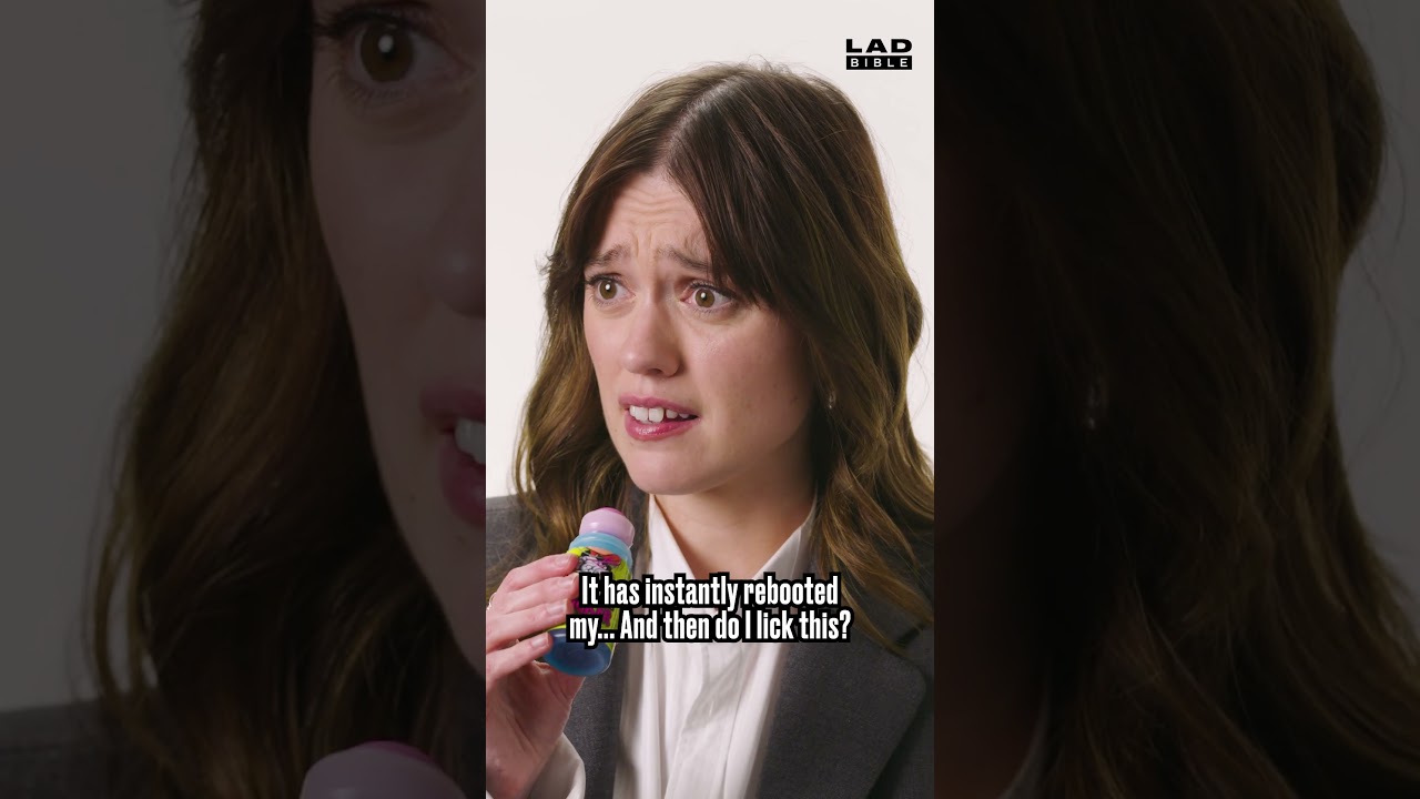 Aimee Lou Wood's Hilarious British vs. American Snack Challenge 🇬🇧🇺🇸