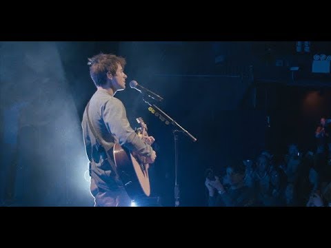 Alec Benjamin Performs 'Let Me Down Slowly' Live 🎤