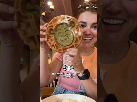 Everything I ate at universal studios Singapore! #foodie #eating #singapore #themepark #shorts