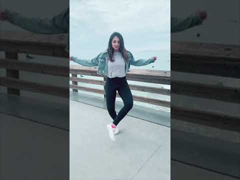 Chunnari Chunnari Dance by Eshani | Bollywood Fusion
