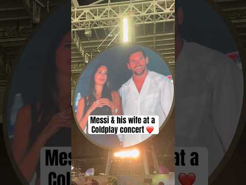 Messi & his wife on the Coldplay kiss cam 😅 (via DiceElDani/X)