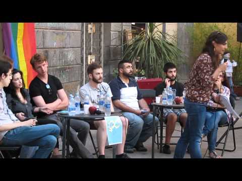 Breve descrizione della vita di Alan Turing (2) e della sua morte causata dall'omofobia di Stato.