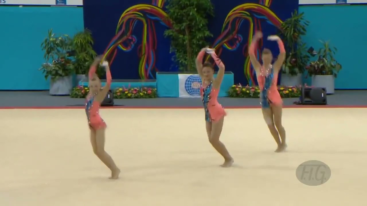 GREAT BRITAIN Women's Groups - Balance Qualifications  -- 2014 Acrobatic Worlds, Levallois (FRA