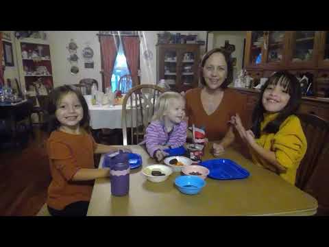 Thanksgiving Cookies - Turkey Oreos - Annual Beck Thanksgiving Tradition