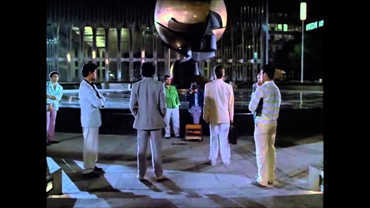 Miami Vice: WTC Plaza Shootout (1985) 🏙️