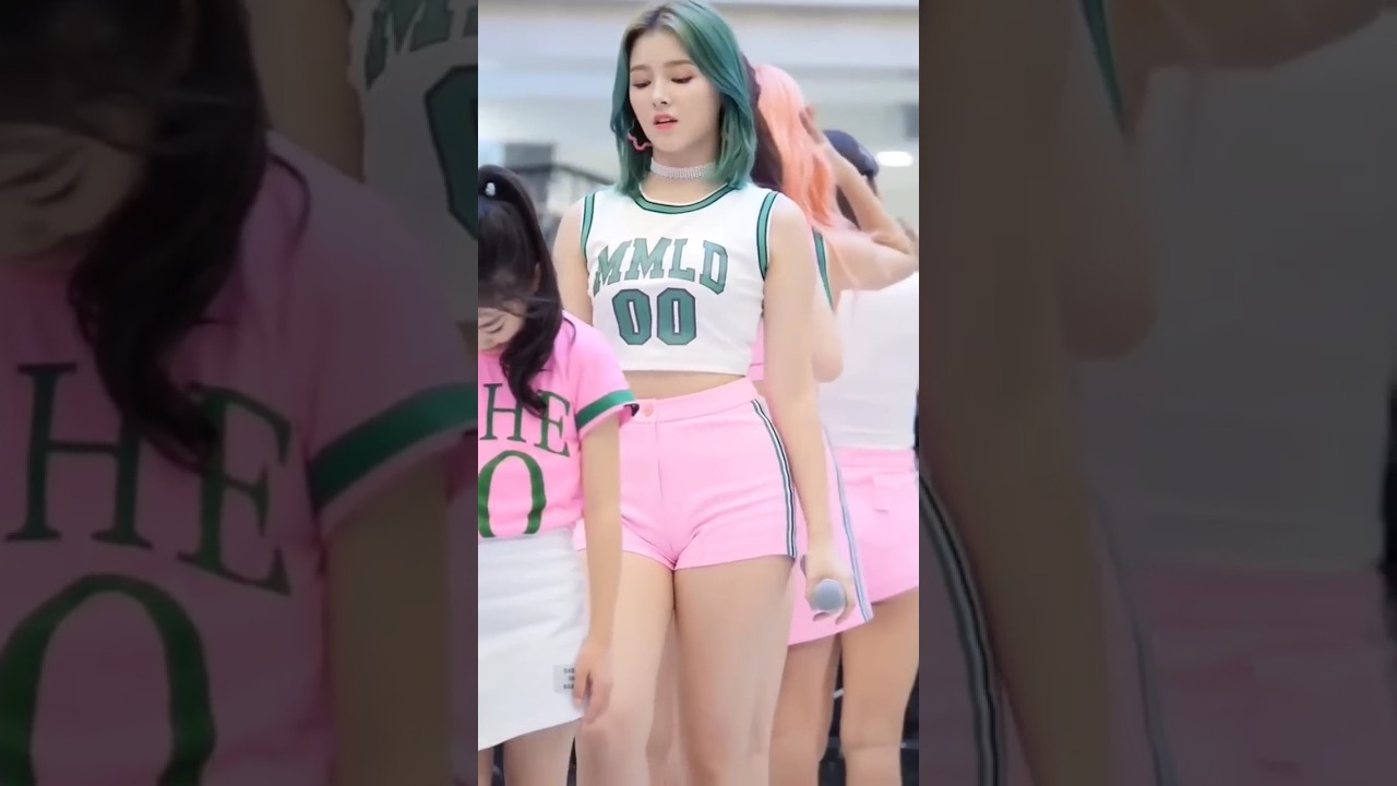 Nancy Momoland: Queen of South Korea | K-pop Highlights