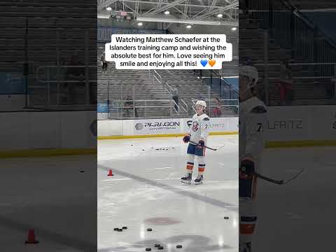 #1 Draft Pick Matthew Schaefer is happy as he participates in New York Islanders training camp!
