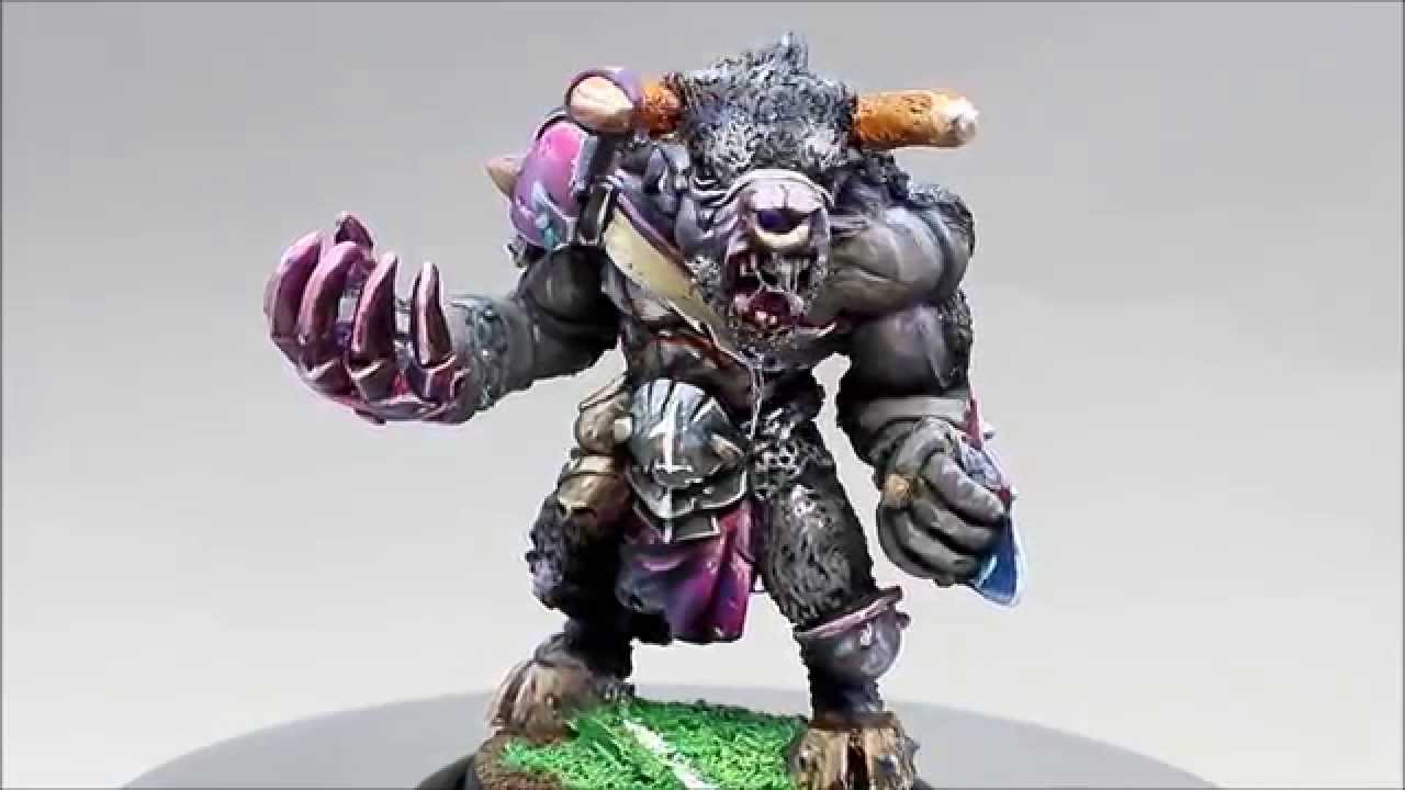 RN Estudio Akrisio Minotaur Purple Fantasy Football Blood Bowl Chaos Pact