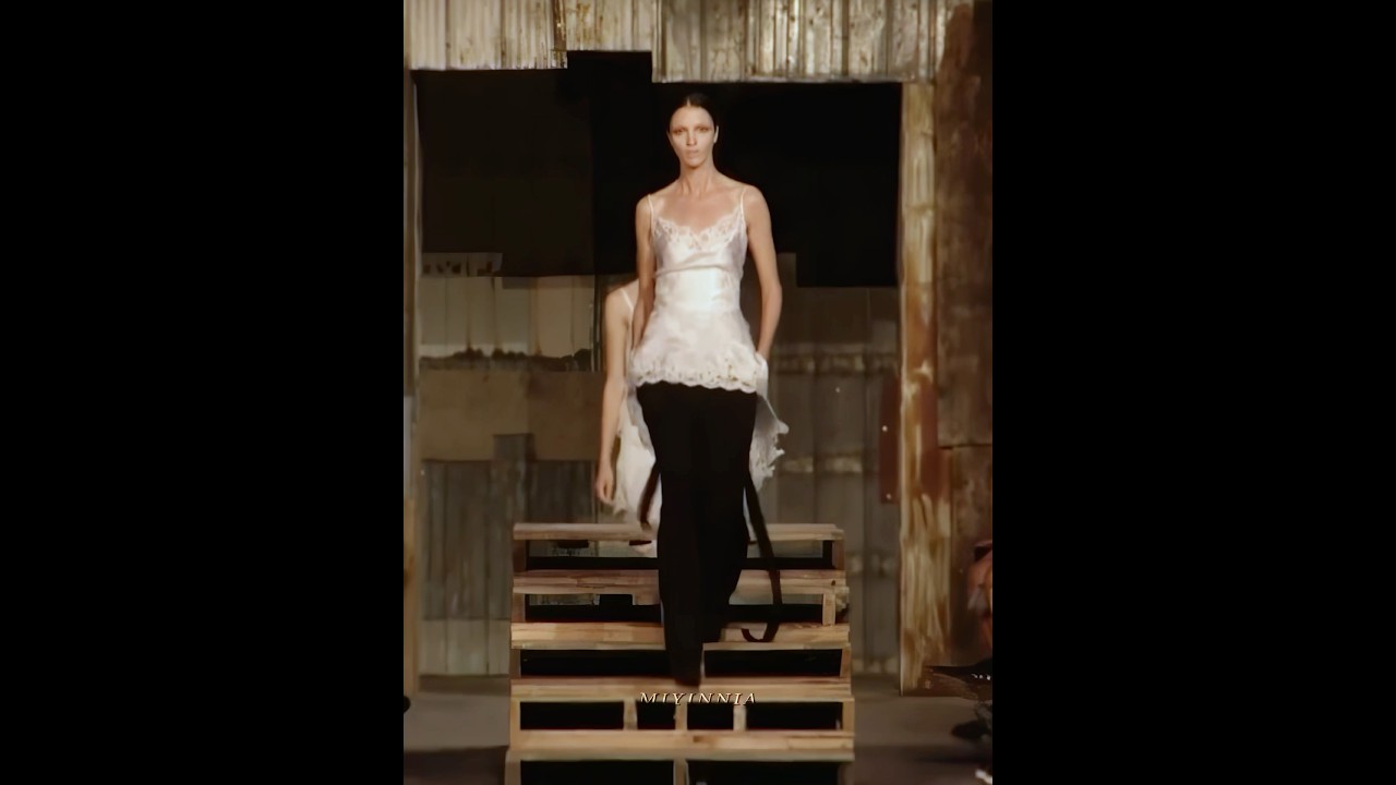 Models vs. Supermodels: What's the Difference?