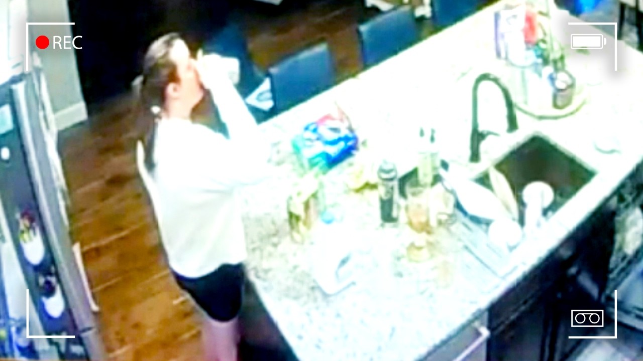 Husband Whistles as He Murders His Wife 🕵️‍♂️