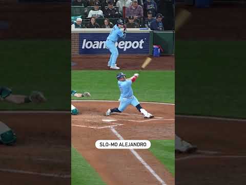 Alejandro Kirk's Game 3 Homer In Slow Mo 💣