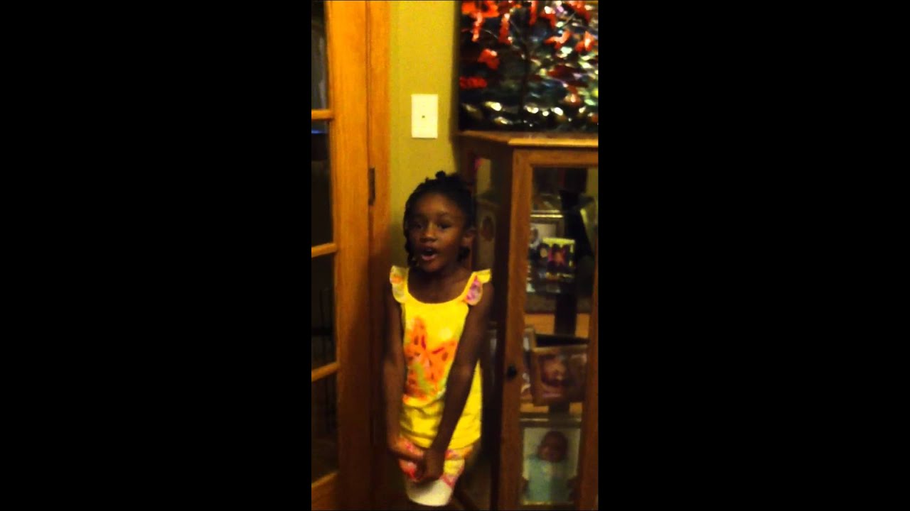 Gabby Joins the Aussie Oi Oi Oi Chant 🇦🇺