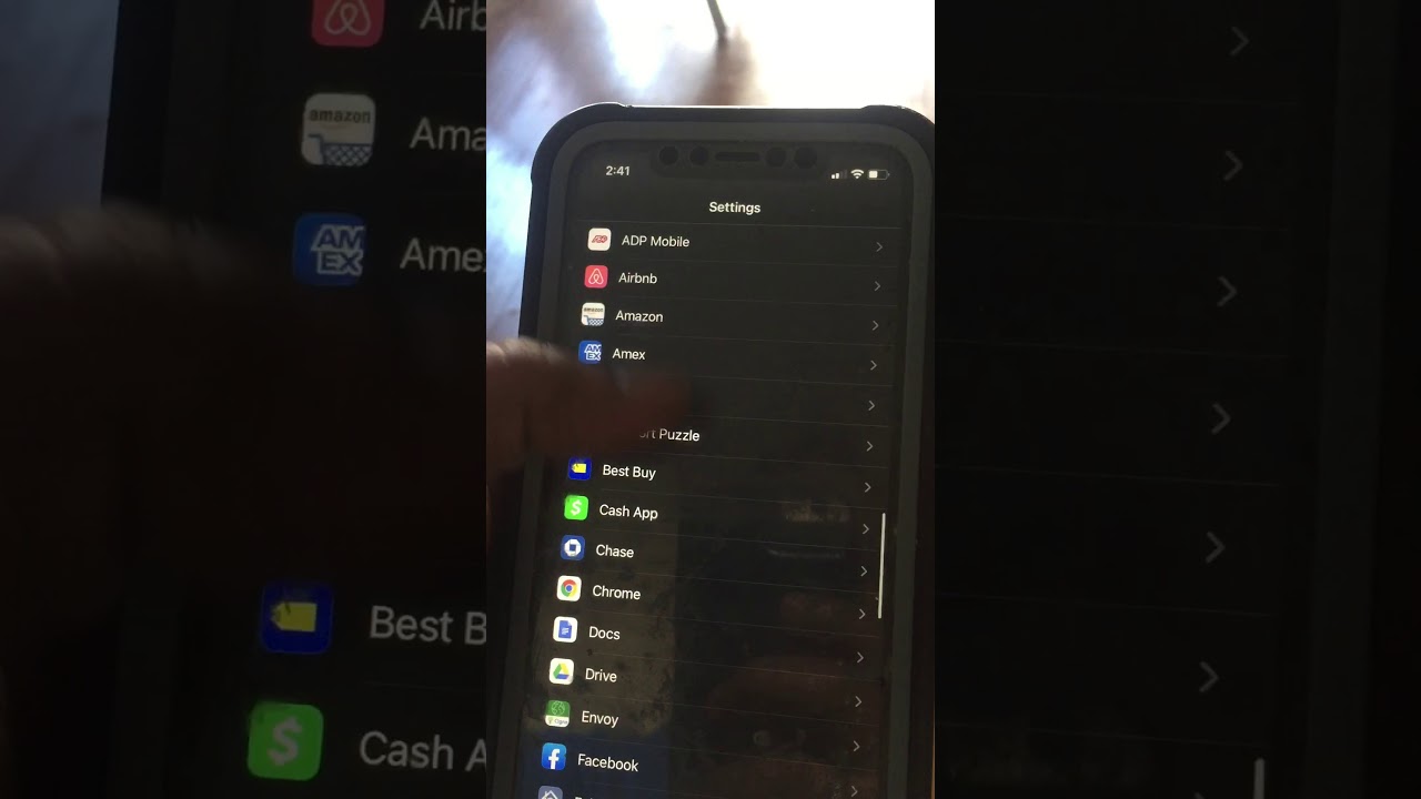 Fix WhatsApp Reconnecting on iPhone 📱