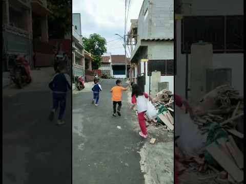 Main petak umpet #main #mainbareng #mainananak #mainananakanak #petak #petakngumpet #petakumpet