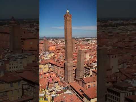 Bologna's 11th Century Skyscrapers From Above