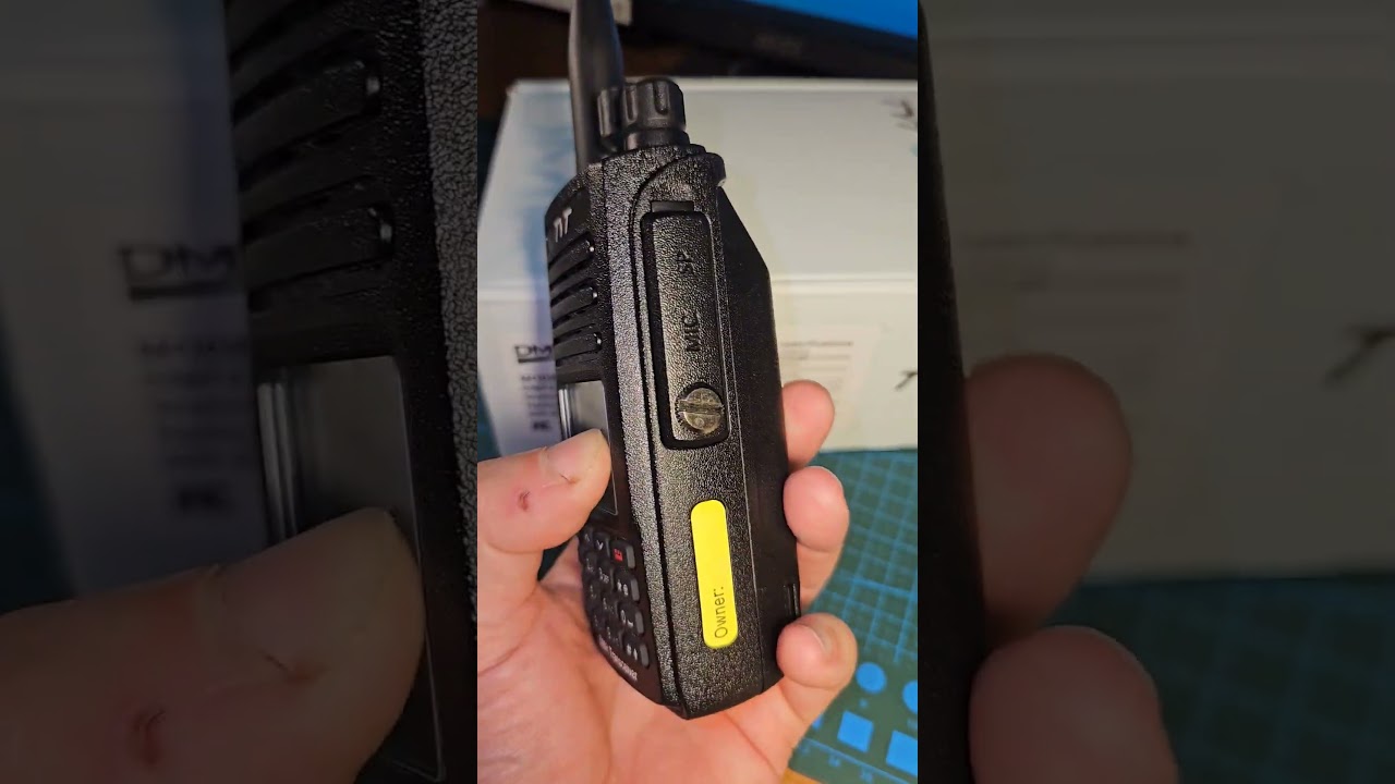 Радиостанция DMR TYT MD-UV390