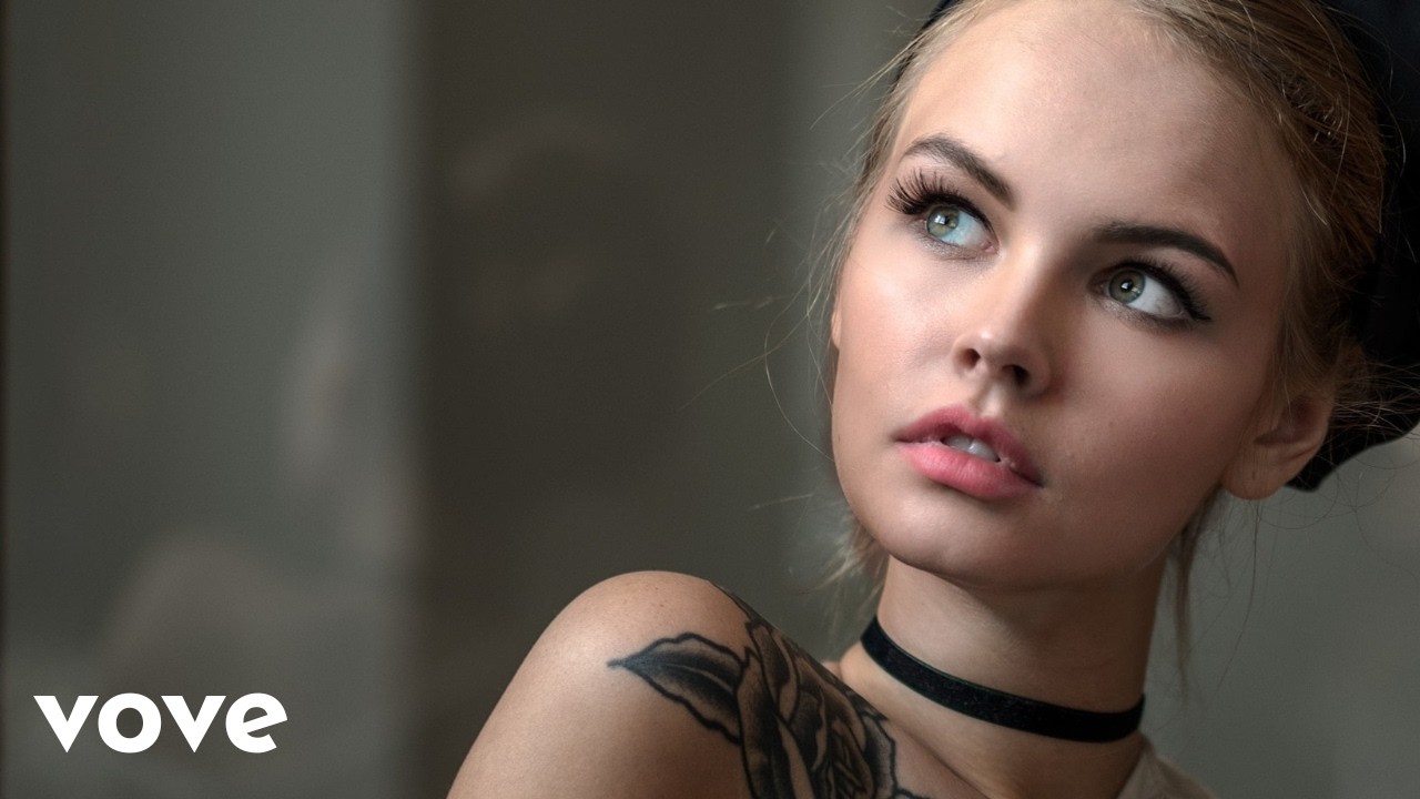 Novi Unconditional AI Music Video 🎶