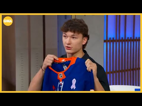 Matthew Schaefer shows jersey that honors his late mom